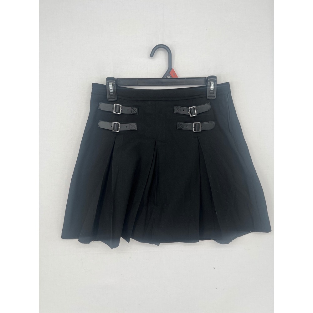 Hot Topic Black Pleated Buckle Mini Skirt Goth Schoolgirl Punk Size MD NWT